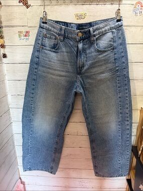 Aeropostale Women’s Light Blue Barrel-Leg Jeans Size 6 💙